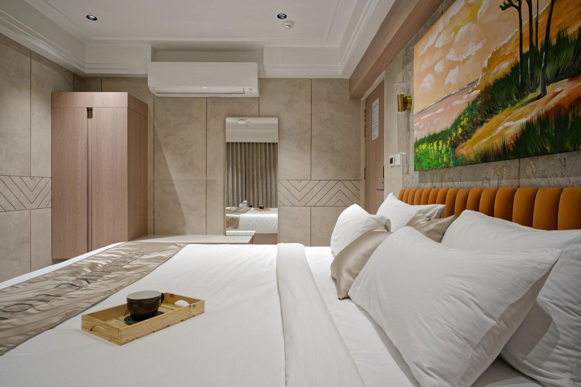 Hotel Golden Plaza Ahmedabad Exterior foto
