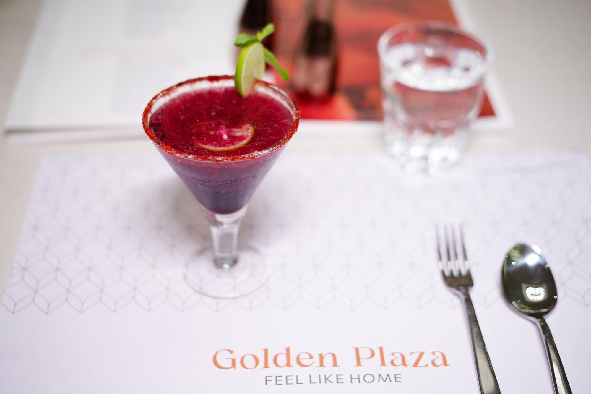 Hotel Golden Plaza Ahmedabad Exterior foto